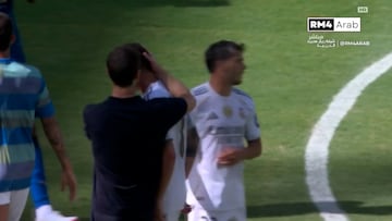 Pita el árbitro y Xabi Alonso se va directo a por un jugador: un gesto que significa mucho