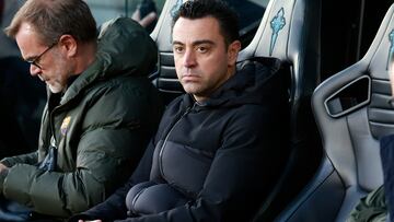 VIGO, 17/02/2024.- El entrenador del FC Barcelona Xavi Hernández durante el partido de la jornada 25 de LaLiga que Celta de Vigo y FC Barcelona disputan este sábado en el estadio de Balaídos, en Vigo. EFE/Lavandeira jr
