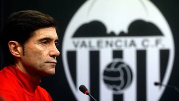 GRAF854 Paterna, València (Comunitat Valenciana), 12/01/2018. El entrenador del Valencia, Marcelino García Toral, durante la rueda de prensa ofrecida hoy en la que ha señalado, tras el emparejamiento de su equipo con el Alavés