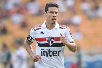 El mediocampista brasileño tiene recorrido en la Serie A de italia con equipos como la Juventus y el Inter de Milán.