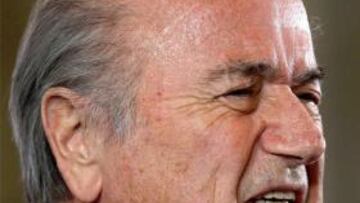 Blatter critica a Brasil y alaba a Rusia por su trabajo