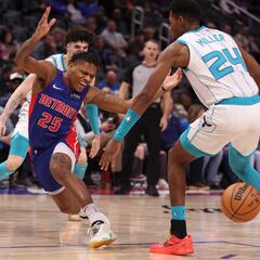 Detroit se desquita con los Hornets