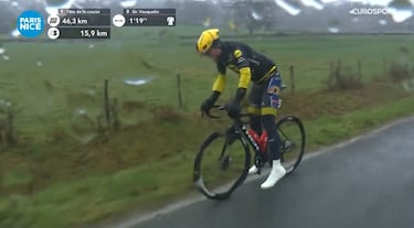 Juan Ayuso abandonó la París-Niza cuando era líder de la carrera tras una dura caída por la que fue trasladado al hospital.