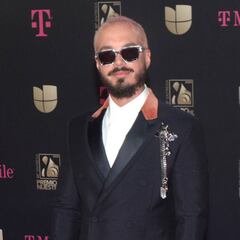 J Balvin y su felicitación de cumpleaños a Justin Bieber