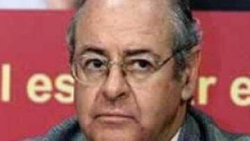 Martínez-Rovira alerta de compras y falsificaciones de firmas