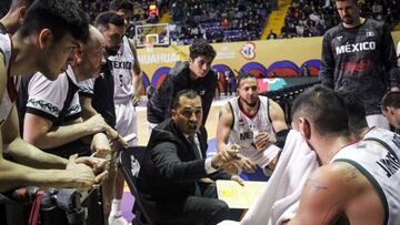 Omar Quintero llama a 14 jugadores para segunda ventana FIBA