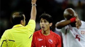 Carmona y Matías Fernández se pierden el partido de España