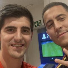 Courtois, a Hazard: "Bienvenido al mejor club del mundo!!!"