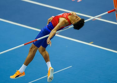 Sotomayor regresa al salto de altura