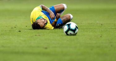 Neymar injury opens the door for Vinicius call-up