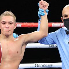 Soto: "Es un honor pelear en la misma función que Canelo"