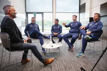 Toni Jiménez, Jesús Pérez, Mauricio Pochettino and Miguel D'Agostino during their interview with Guillem Balagué.