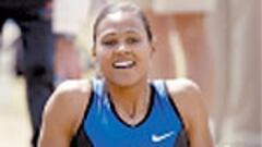 Cae Marion Jones en su reaparición