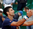 Djokovic sufre mucho para pasar y Mannarino elimina a Tsonga