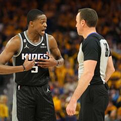 De’Aaron Fox se fractura un dedo en su mejor momento