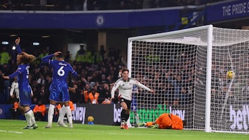 Soccer Football - Premier League - Chelsea v Fulham - Stamford Bridge, London, Britain - December 26, 2024 Fulham's Harry Wilson celebrates scoring their first goal REUTERS/Hannah Mckay EDITORIAL USE ONLY. NO USE WITH UNAUTHORIZED AUDIO, VIDEO, DATA, FIXTURE LISTS, CLUB/LEAGUE LOGOS OR 'LIVE' SERVICES. ONLINE IN-MATCH USE LIMITED TO 120 IMAGES, NO VIDEO EMULATION. NO USE IN BETTING, GAMES OR SINGLE CLUB/LEAGUE/PLAYER PUBLICATIONS. PLEASE CONTACT YOUR ACCOUNT REPRESENTATIVE FOR FURTHER DETAILS..