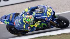 ASSEN, NETHERLANDS - JUNE 23: Valentino Rossi of Italy and Movistar Yamaha MotoGP rounds the bend during the MotoGP Netherlands - Free Practice on June 23, 2017 in Assen, Netherlands.  (Photo by Mirco Lazzari gp/Getty Images)