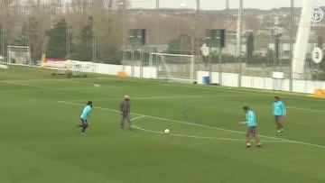 Recital de Isco en el entreno: el gol que mete es de ver en bucle