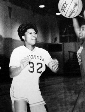 Antes de convertirse en cantante y actriz, Queen Latifah jugó de ala-pívot en la escuela católica de Newark, en Nueva Jersey.