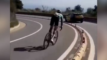 La temeridad del ciclista Kiko Galván en una carretera de Cataluña provoca un aluvión de críticas