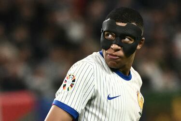 Nueve madridistas y dos coronas