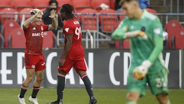 Además de los dos atacantes de equipos canadienses, Cecilio Domínguez también ha vuelta a este honrado puesto tras el triunfo de Austin ante Real Salt Lake.
