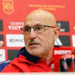 “Ya estoy acostumbrado, pero lo que más choca es el seguimiento mediático de la Selección”