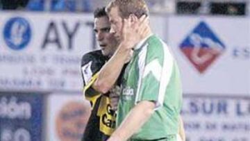 <b>MAL TRAGO. </b>Kelemen salvó a los suyos hasta que un fallo garrafal dio el gol al Lorca.