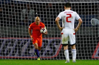 Netherlands "need a miracle" against Sweden - Arjen Robben