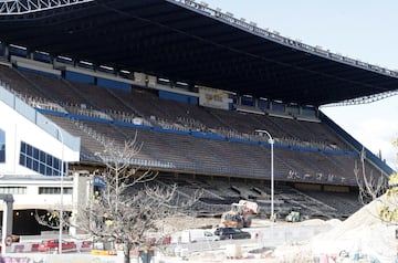 The half-demolished Vicente Calderón stadium pictured during the first week of November with the M-30 diverted past the main stand.