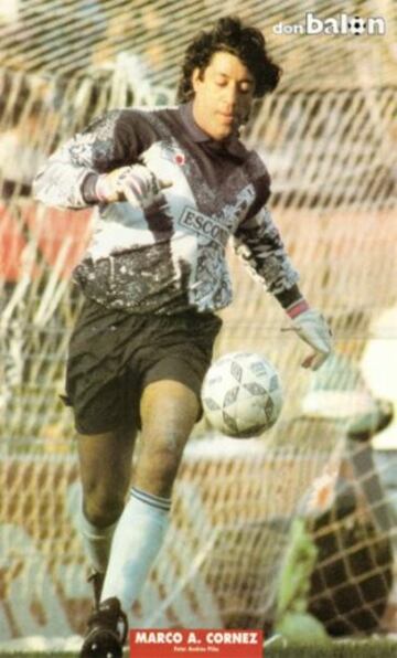 Marco Cornez: Cornez no solo cautivó con sus tapadas a los hinchas de la UC, sino que también con sus goles. Es, hasta ahora, el décimo arquero goleador en la historia del fútbol. Logró los títulos nacionales de 1984 y 1987.