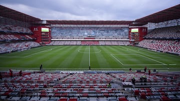 El Estadio Nemesio Diez también prohíbe fumar