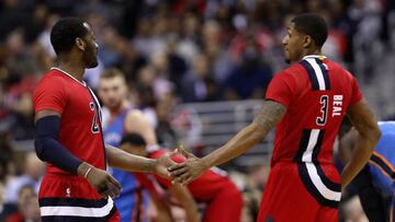 WASHINGTON, DC - FEBRUARY 13: John Wall #2 of the Washington Wizards and Bradley Beal #3 celebrate in the first half against the Oklahoma City Thunder at Verizon Center on February 13, 2017 in Washington, DC. NOTE TO USER: User expressly acknowledges and agrees that, by downloading and or using this photograph, User is consenting to the terms and conditions of the Getty Images License Agreement.   Rob Carr/Getty Images/AFP
 == FOR NEWSPAPERS, INTERNET, TELCOS &amp; TELEVISION USE ONLY ==