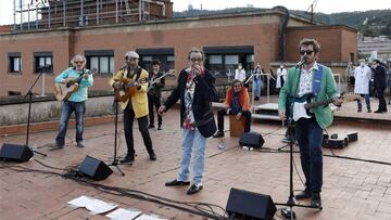 Concierto de Los Manolos en agradecimiento a los sanitarios.