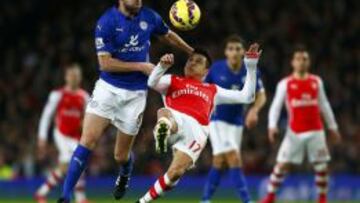 Alexis Sánchez durante el duelo ante Leicester.
