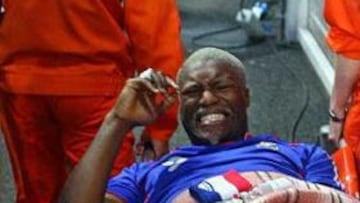 <b>ADIÓS AL MUNDIAL.</b> Ante China, Cissé se fracturó la tibia y no ha podido estar en la cita mundialista.