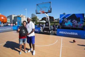 La Coruña disfrutó con todo el esplendor de la NBA Zone