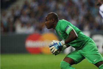 Vicent Enyeama con el Lille.