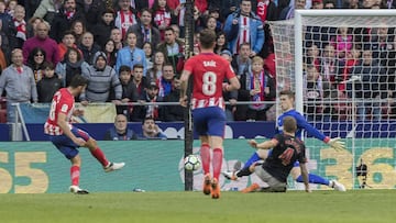 Diego Costa hace el 2-0 ante el Athletic. 