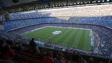 Camp Nou prepares hankie protest against 'biased' referees