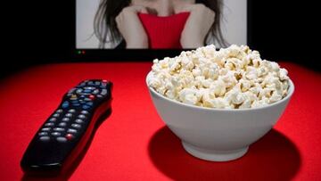 Una oferta de trabajo ofrece 2.100 euros por ver 25 películas navideñas