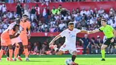 A Alexis le muestran el relato de su gol y recuerda a Chile: “Me alegro cuando...”