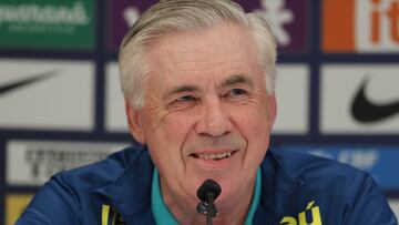AME3199. GUAYAQUIL (ECUADOR), 04/06/2025.- El entrenador de la selección de Brasil, Carlo Ancelotti, habla durante una rueda de prensa este miércoles, en Guayaquil (Ecuador). EFE/ José Jacome