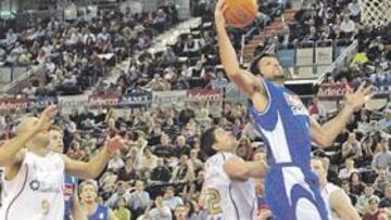 Bennett, frente al Madrid.