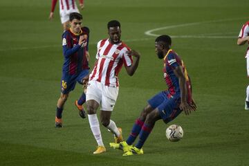 Williams entre Pedri y Umtiti.