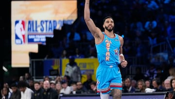 Jayson Tatum celebra un triple durante el All-Star 2025.