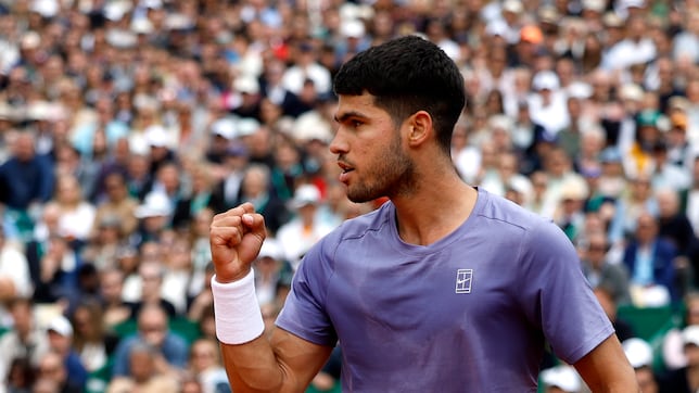 Alcaraz bate a Davidovich para ser el mejor del año y llegar a la final