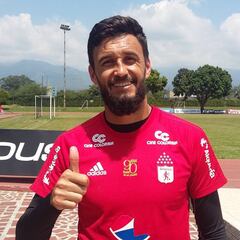 Herner y sus cábalas: Guayos rotos y la barba larga