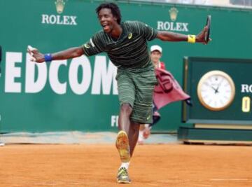 El tenista francés Gael Monfils tras ganar en Montecarlo al búlgaro Grigor Dimitrov.