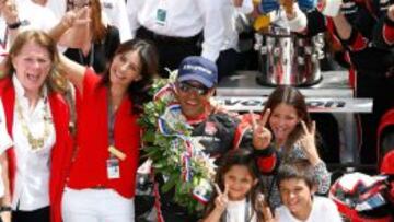 Juan Pablo Montoya comparte junto a su familia su segunda victoria en las 500 Millas de Indian&aacute;polis.